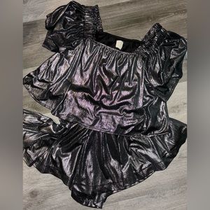 EUC Jennaration Women’s Small short set.